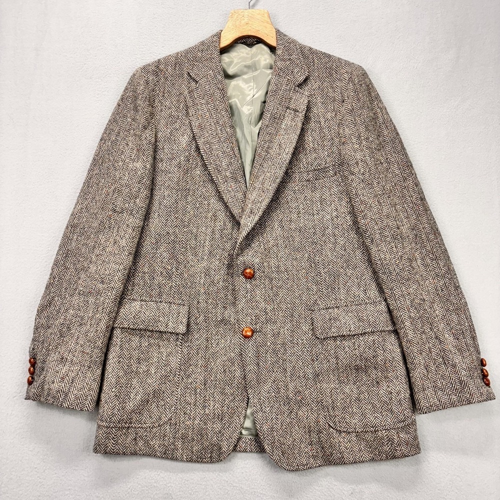 Harris Tweed Blazer Mens Gray Herringbone Wool Sport Coat Wood Buttons USA